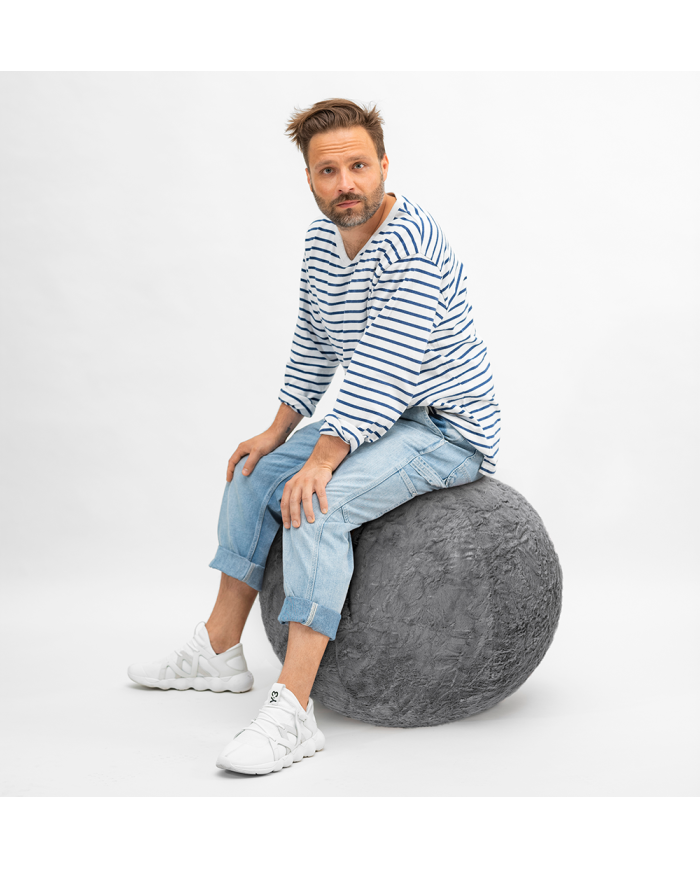 Sitting Ball Fluffy