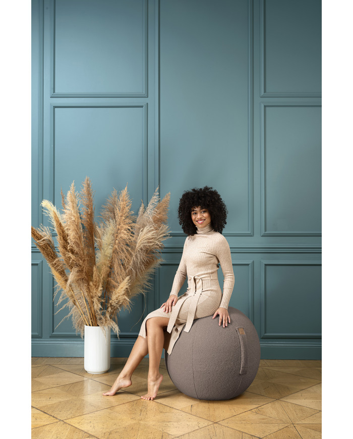 Sitting Ball Woolly